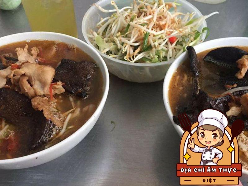 Quán Phở Đáp Cầu