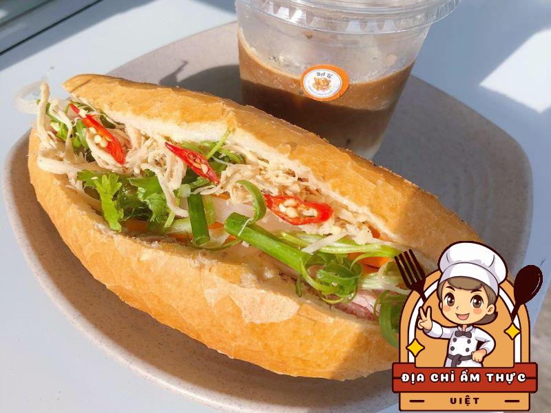 Bánh Mì Gà Yumi